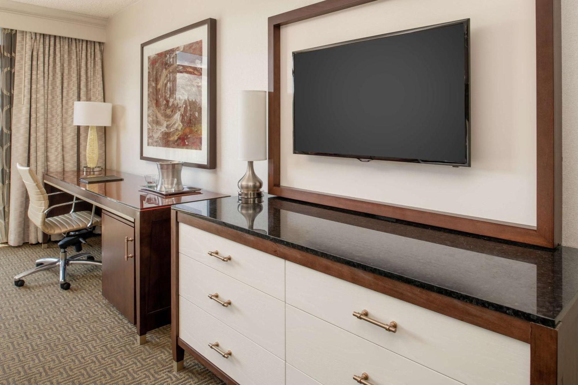 Hilton Bellevue Otel Dış mekan fotoğraf